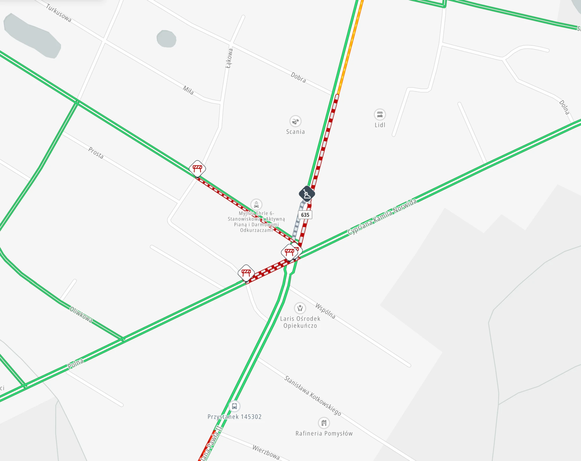 TomTom zamyka niewłaściwy odcinek ul. Jana Pawła II — sugeruje nieprzejezdny fragment, który w rzeczywistości jest otwarty